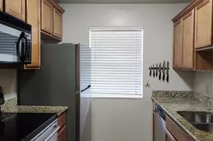 2360 SW Archer Rd, Gainesville, FL 32608 - Photo 9