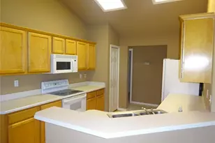 11934 NW 10th Rd, Gainesville, FL 32606 - Photo 5