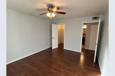 1015 SW 9th Street #B-2, Gainesville, FL 32601 - Photo 9