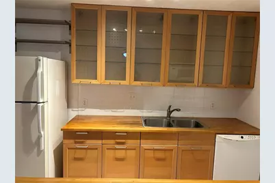 1015 SW 9th Street #D-2, Gainesville, FL 32601 - Photo 3