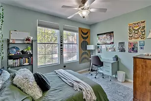 1245 SW 9th Rd, Gainesville, FL 32601 - Photo 13