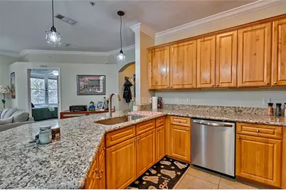 1245 SW 9th Road #201, Gainesville, FL 32601 - Photo 5