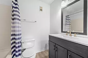 3921 SW 34th St, Gainesville, FL 32608 - Photo 21