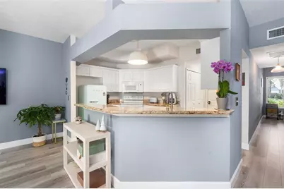 4942 NW 1st Place, Gainesville, FL 32607 - Photo 5