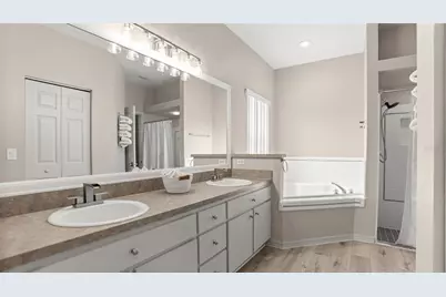 4353 NW 34 Terrace, Gainesville, FL 32605 - Photo 29