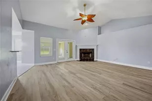 21073 NW 167th Pl, High Springs, FL 32643 - Photo 9