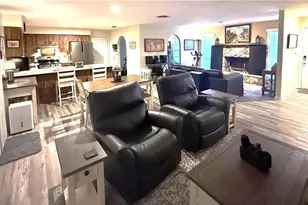 1101 SW 19th Pl, Gainesville, FL 32601 - Photo 9