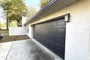 1101 SW 19th Pl, Gainesville, FL 32601 - Photo 3