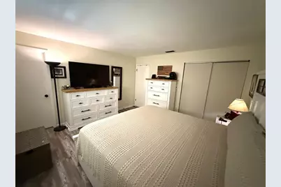 1101 SW 19th Place, Gainesville, FL 32601 - Photo 17