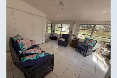 1020 NE 1st Avenue, Gainesville, FL 32601 - Photo 11