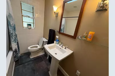 1020 NE 1st Avenue, Gainesville, FL 32601 - Photo 9