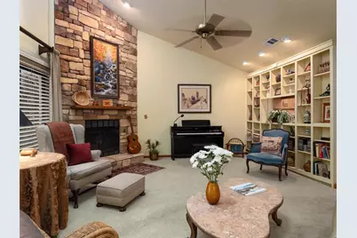 1630 NW 19th Circle, Gainesville, FL 32605 - Photo 3