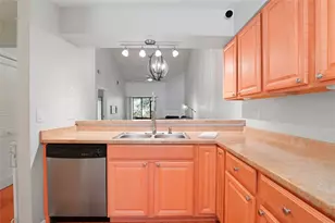 3946 NW 27th Ln, Gainesville, FL 32606 - Photo 7