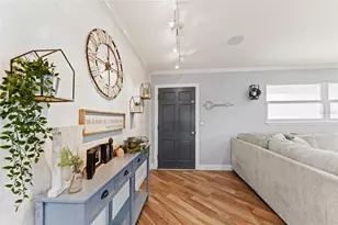 256 Baisden Rd, Jacksonville, FL 32218 - Photo 7