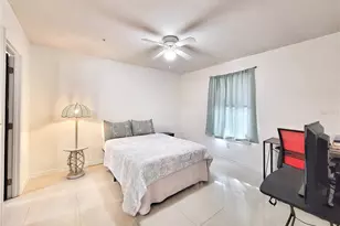 2360 SW Archer Rd, Gainesville, FL 32608 - Photo 15