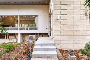 2062 NW 11th Rd, Gainesville, FL 32605 - Photo 7