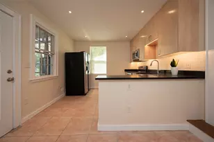 318 NW 24th St, Gainesville, FL 32607 - Photo 7