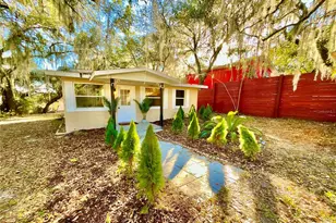 111 2nd St, Melrose, FL 32666 - Photo 1