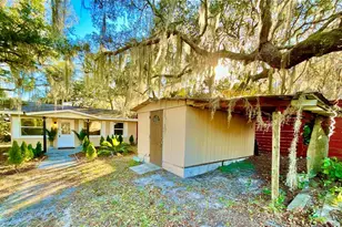 111 2nd St, Melrose, FL 32666 - Photo 31