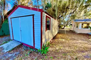 111 2nd St, Melrose, FL 32666 - Photo 33