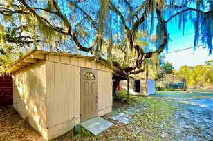 111 2nd St, Melrose, FL 32666 - Photo 27