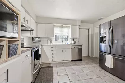 917 SW 2nd Avenue, Trenton, FL 32693 - Photo 11