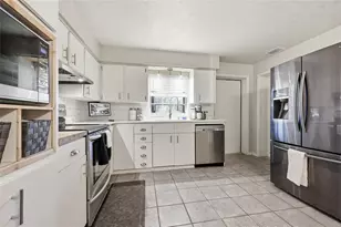 917 SW Second Ave, Trenton, FL 32693 - Photo 11