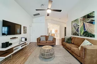 2615 Summer Creek Dr, Kissimmee, FL 34747 - Photo 5