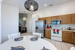 2615 Summer Creek Dr, Kissimmee, FL 34747 - Photo 9