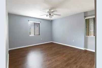 507 NW 39th Road #215, Gainesville, FL 32607 - Photo 9