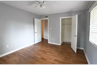 507 NW 39th Road #215, Gainesville, FL 32607 - Photo 13