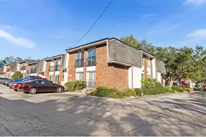 1700 SW 16th Court #D30, Gainesville, FL 32608 - Photo 1