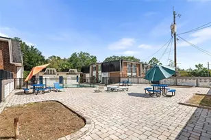 1700 SW 16th Ct, Gainesville, FL 32608 - Photo 21