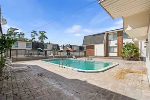 1700 SW 16th Ct, Gainesville, FL 32608 - Photo 19