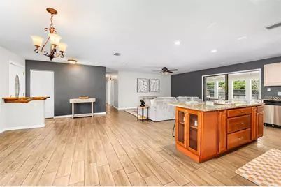 8604 NW 1st Avenue, Gainesville, FL 32607 - Photo 5