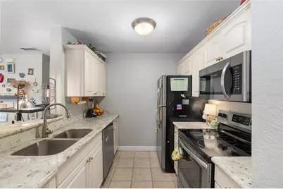 835 SW 9th Street #209, Gainesville, FL 32601 - Photo 3