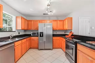 5262 SW 97th Dr, Gainesville, FL 32608 - Photo 11