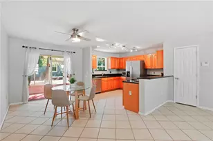 5262 SW 97th Dr, Gainesville, FL 32608 - Photo 9