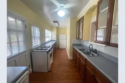 745 NE 10th Avenue, Gainesville, FL 32601 - Photo 9