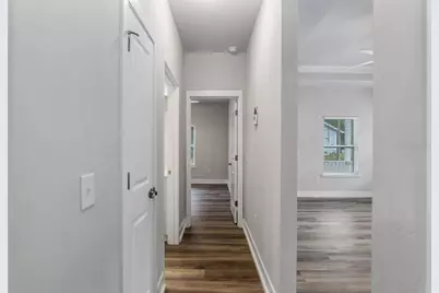 211 SE 9th Street, Gainesville, FL 32601 - Photo 7