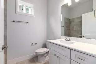 420 NW 1st St, Gainesville, FL 32601 - Photo 5