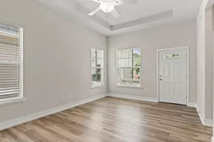 420 NW 1st St, Gainesville, FL 32601 - Photo 11