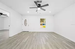 1523 NE 1st Ave, Gainesville, FL 32641 - Photo 21