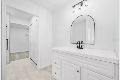 1523 NE 1st Avenue, Gainesville, FL 32641 - Photo 31