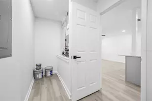 1523 NE 1st Ave, Gainesville, FL 32641 - Photo 13