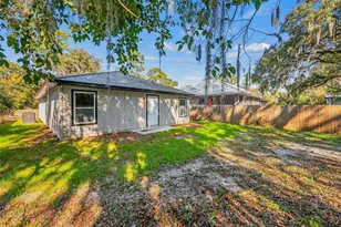 1523 NE 1st Ave, Gainesville, FL 32641 - Photo 31