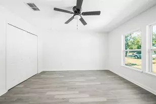 1523 NE 1st Ave, Gainesville, FL 32641 - Photo 19