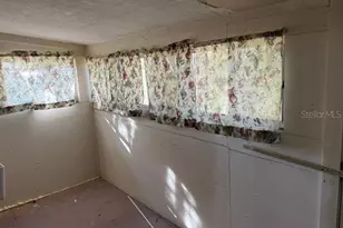 708 NW 6th Ave, Gainesville, FL 32601 - Photo 9