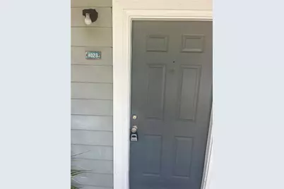 2905 SW Archer Road #T4028, Gainesville, FL 32608 - Photo 3