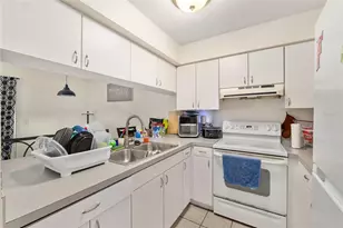 2735 SW 35th Pl, Gainesville, FL 32608 - Photo 19